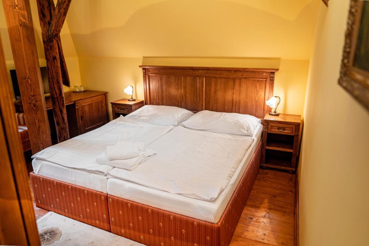 Penzion Cosmopolitan Ii. Banská Štiavnica Værelse billede