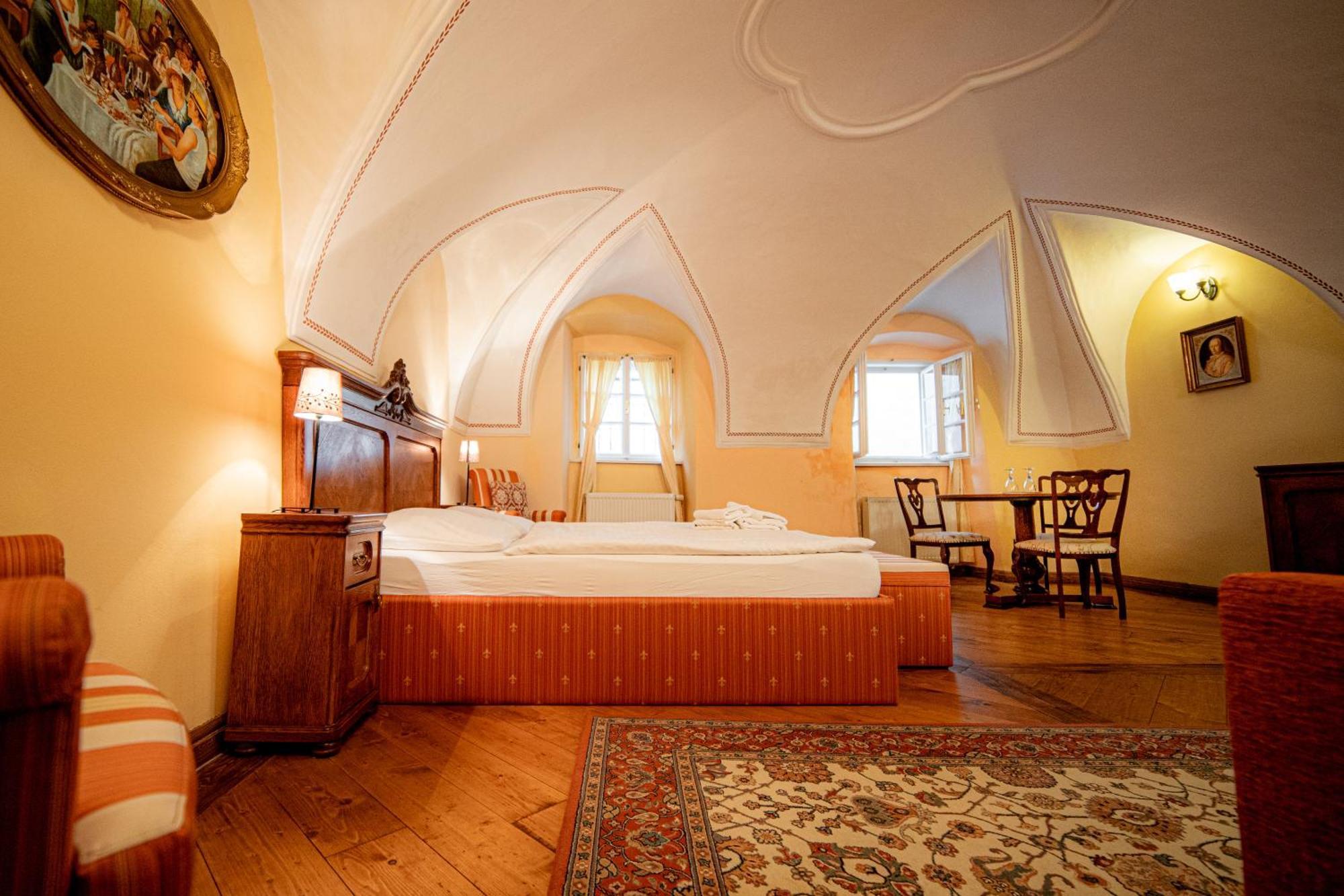 Penzion Cosmopolitan Ii. Banská Štiavnica Værelse billede