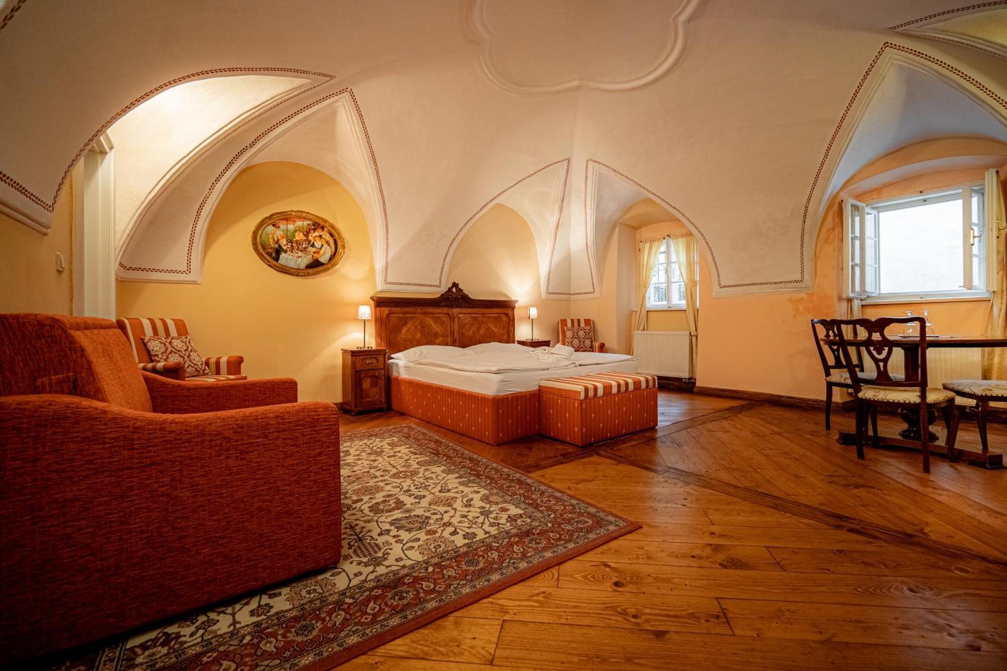 Penzion Cosmopolitan Ii. Banská Štiavnica Værelse billede