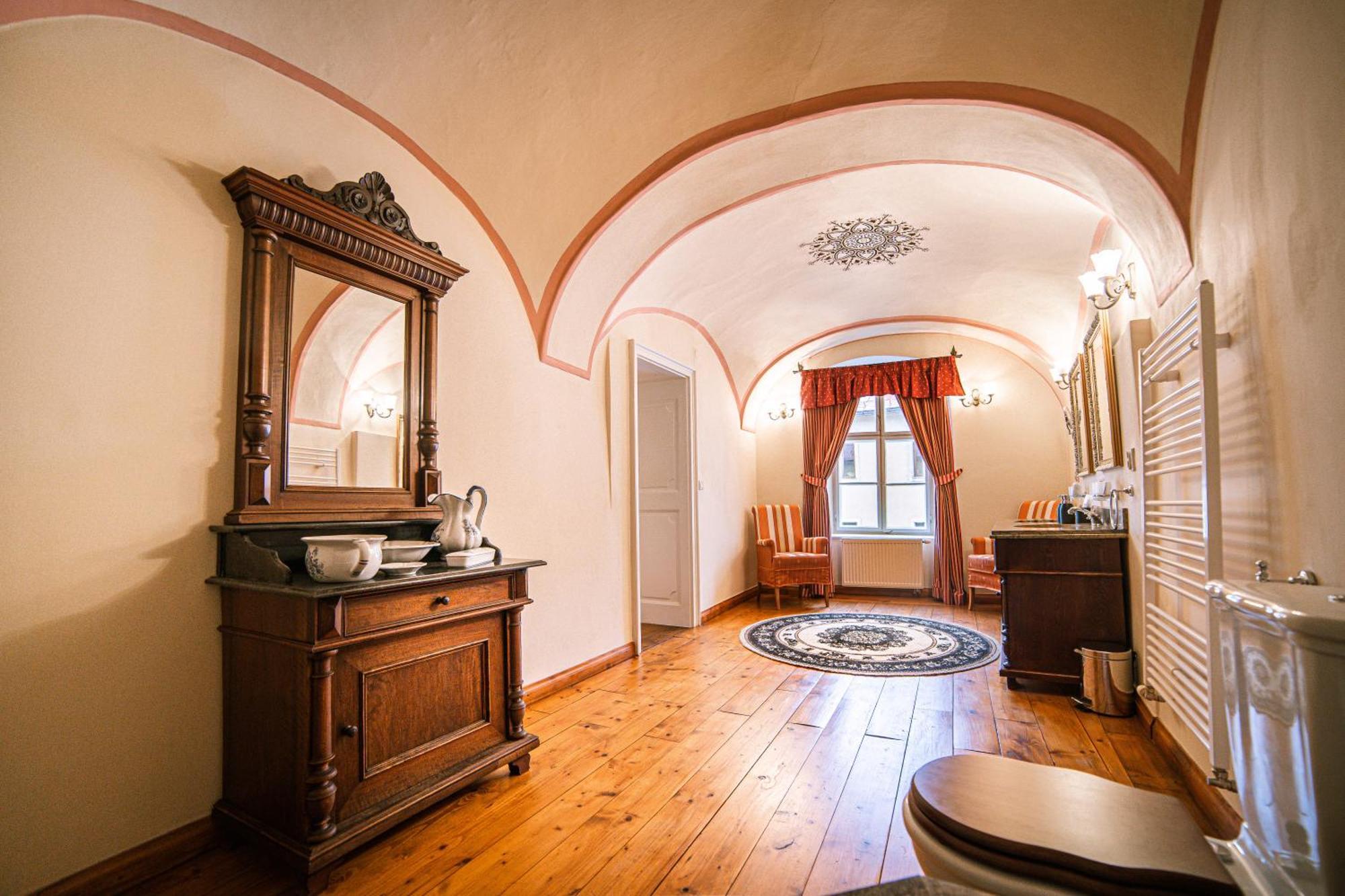 Penzion Cosmopolitan Ii. Banská Štiavnica Værelse billede