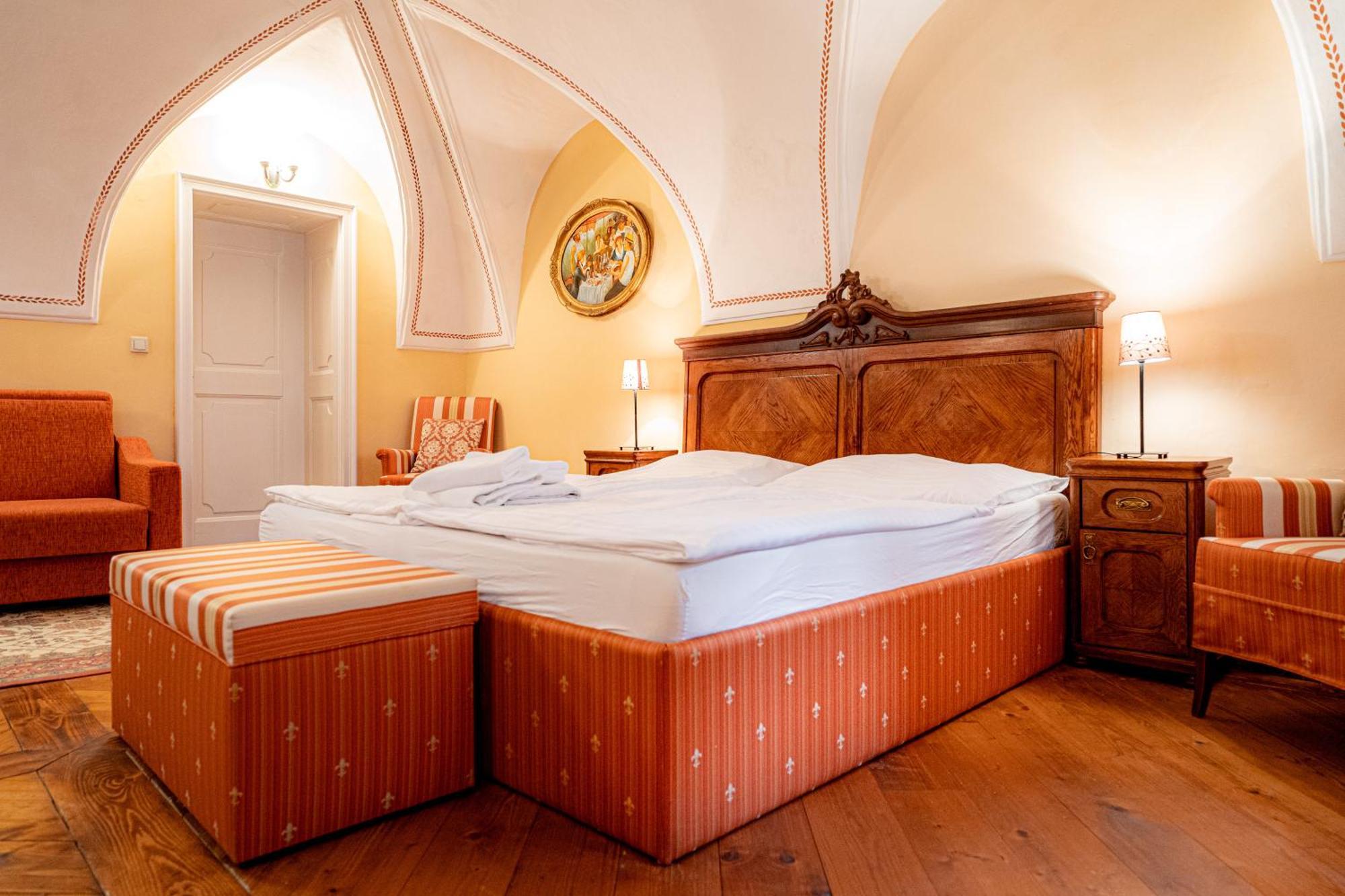Penzion Cosmopolitan Ii. Banská Štiavnica Værelse billede